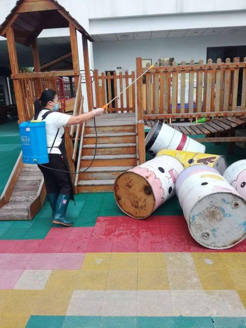 逆风飞扬护幼翼——高新幼儿园后勤服务保障工作纪实